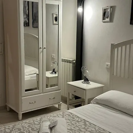 Double B Nocleg ze śniadaniem 4*