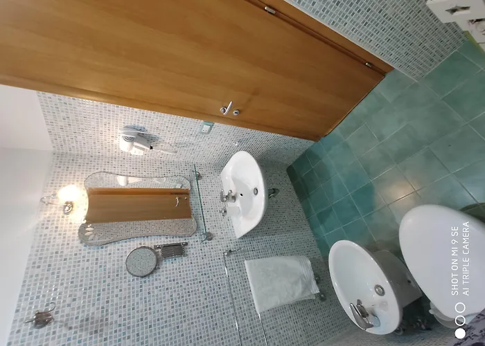 Couette-café Double B 3*