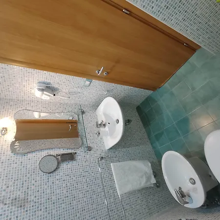 Nocleg ze śniadaniem Double B 3*